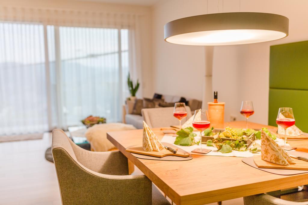 Apartamento Wohnen Im Wein Ehrenhausen Exterior foto